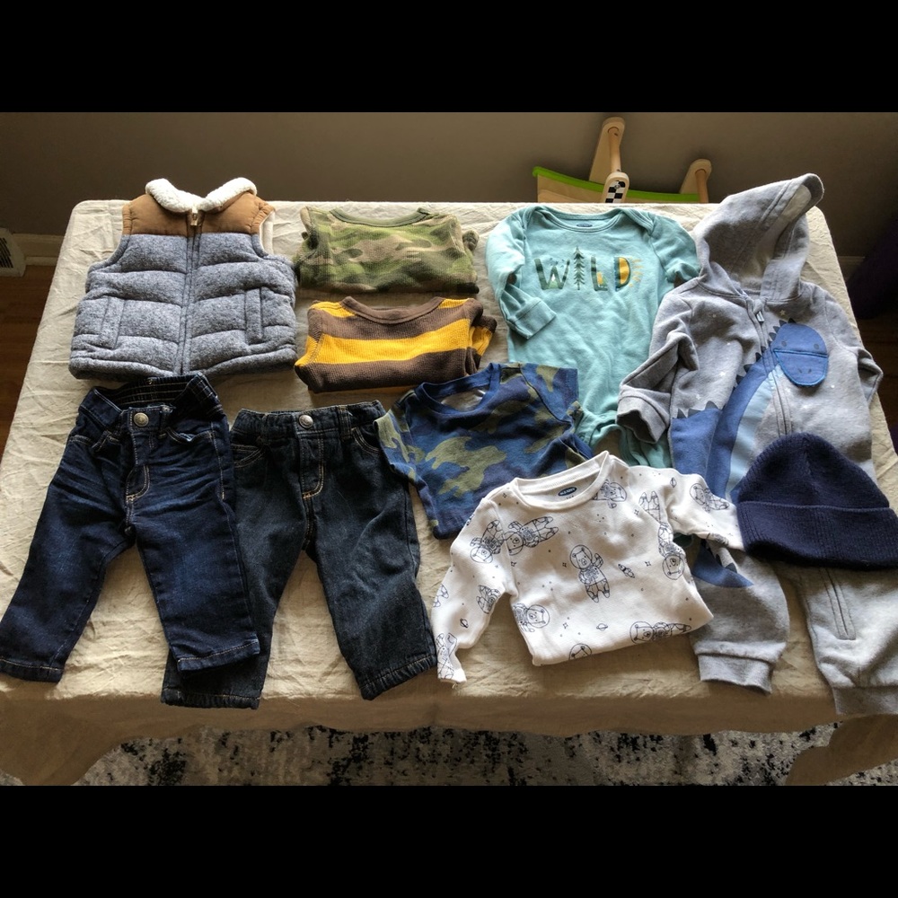 Boys 6-12mo winter lot